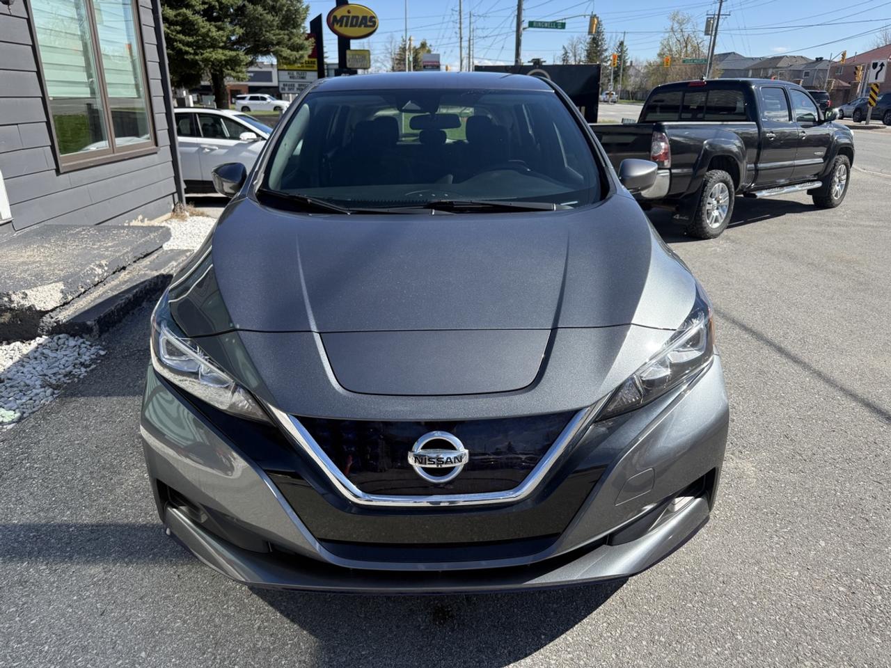 2020 Nissan Leaf S PLUS Photo3