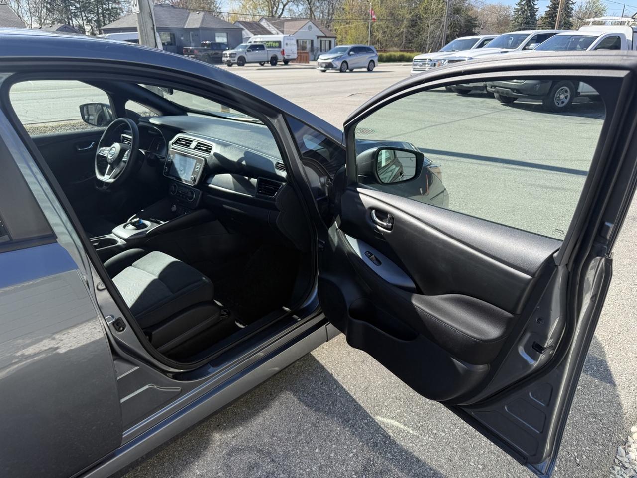 2020 Nissan Leaf S PLUS Photo