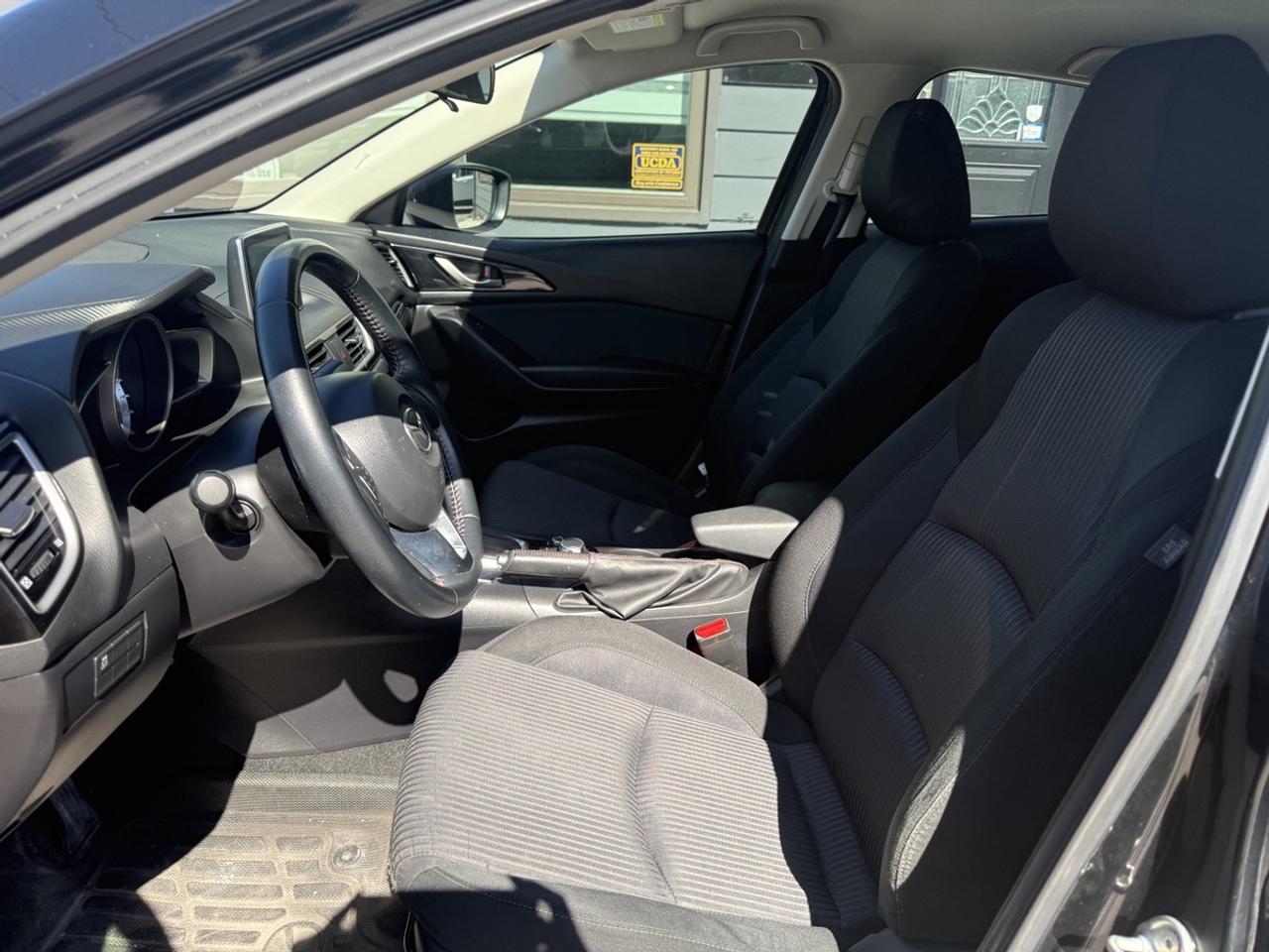 2015 Mazda 3 Touring Photo