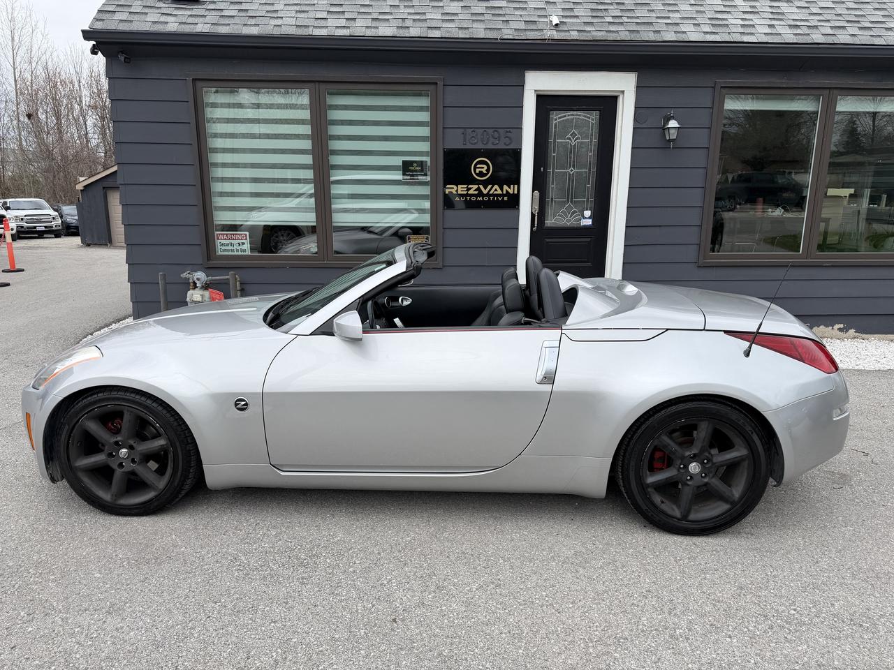 2004 Nissan 350Z  Photo
