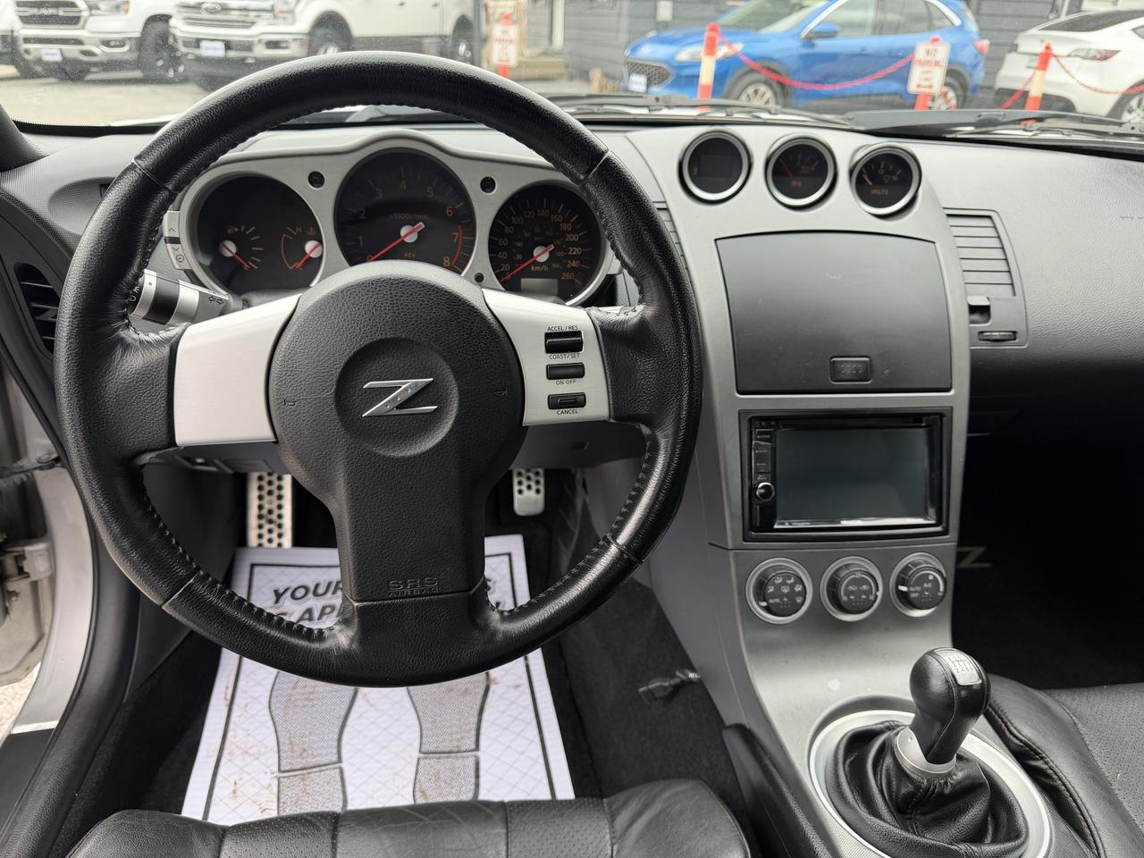 2004 Nissan 350Z  Photo