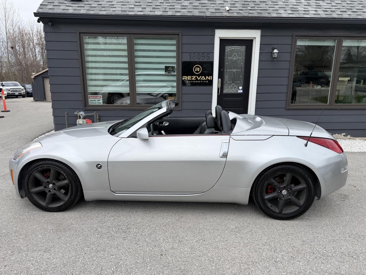 2004 Nissan 350Z  Photo