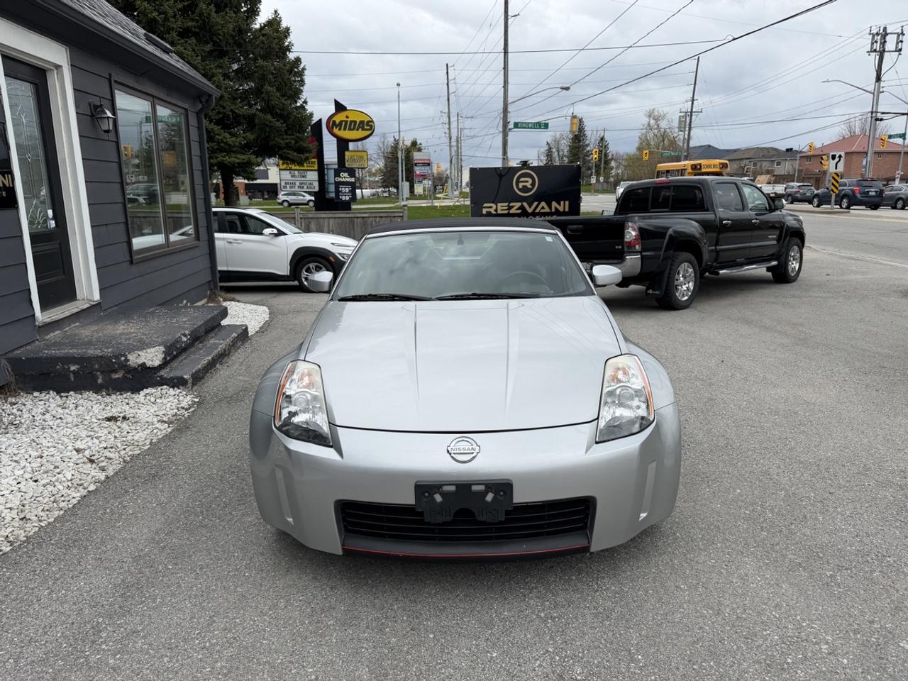 2004 Nissan 350Z  Photo