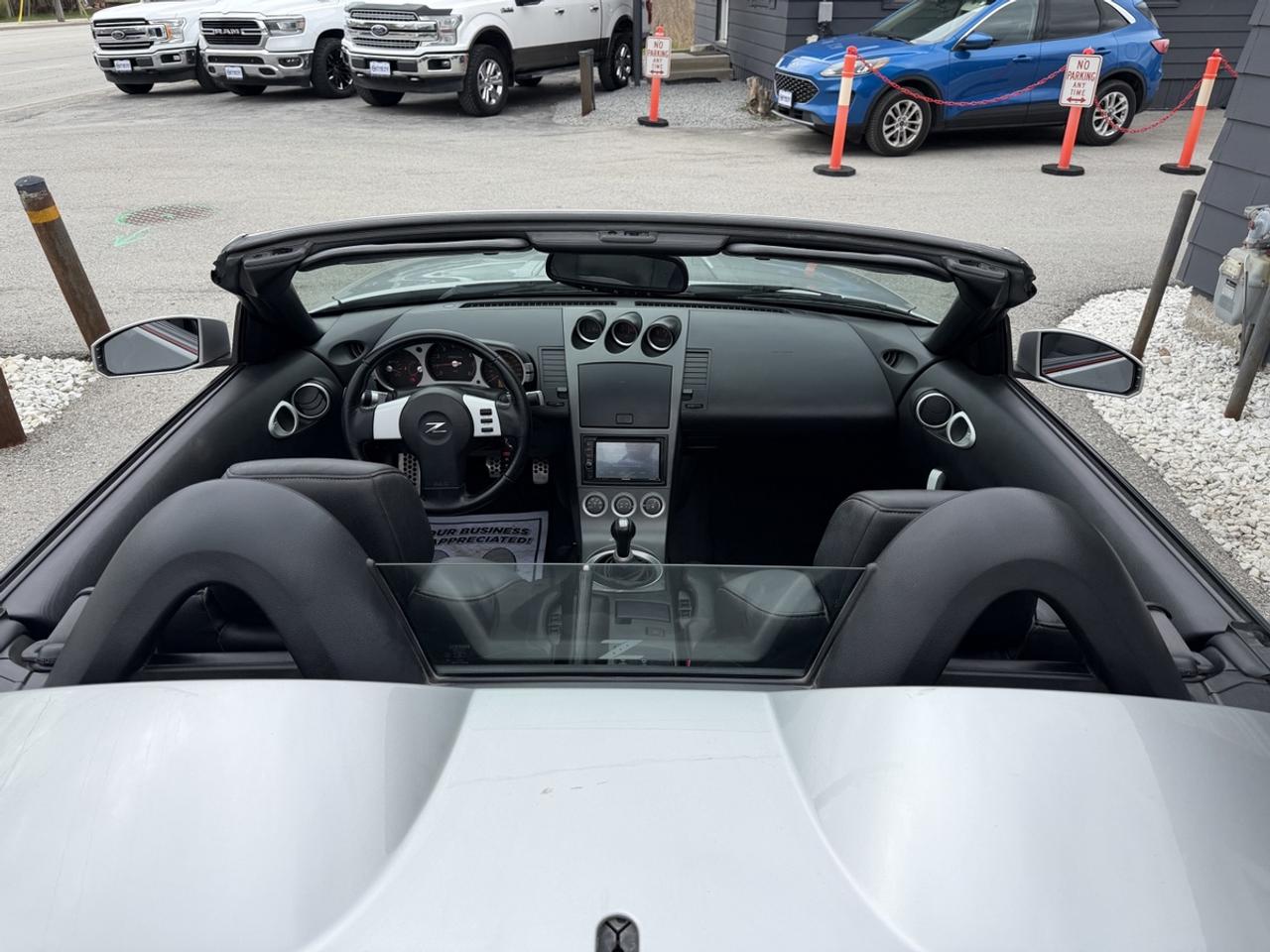 2004 Nissan 350Z  Photo