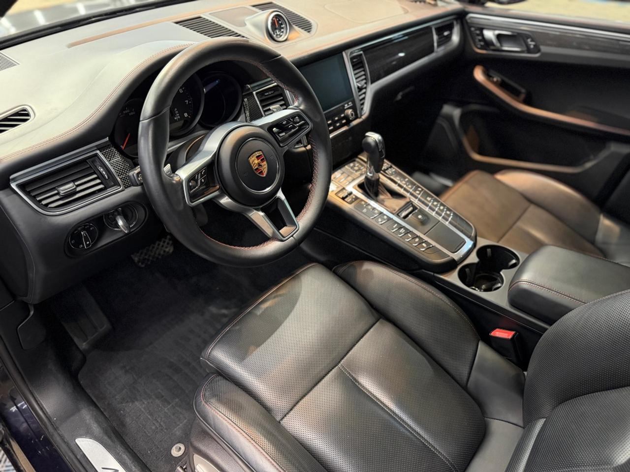 2018 Porsche Macan PTS/PDLS+/GTS/ONE OWNER/CLEAN TITLE/LOADED Photo