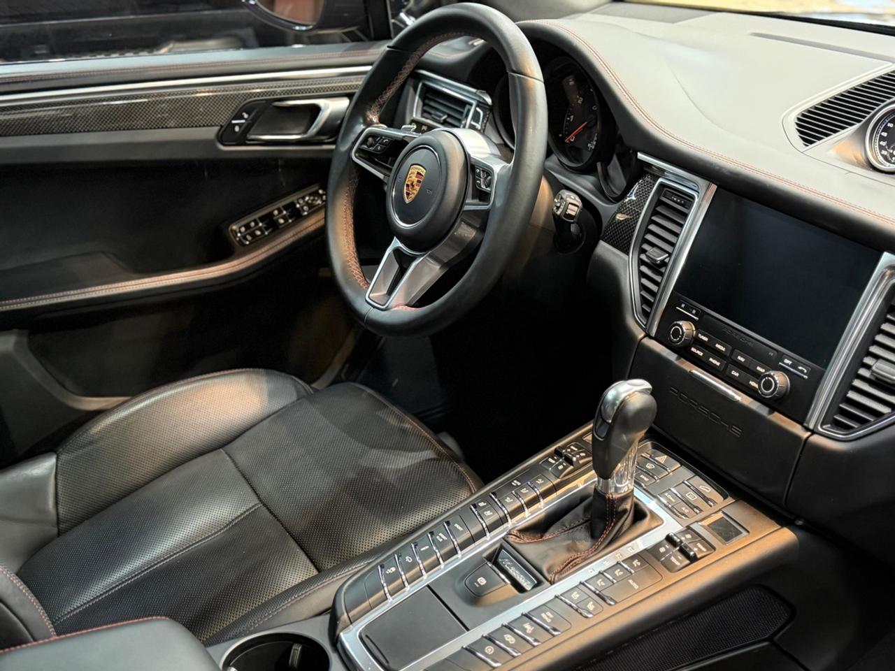 2018 Porsche Macan PTS/PDLS+/GTS/ONE OWNER/CLEAN TITLE/LOADED Photo