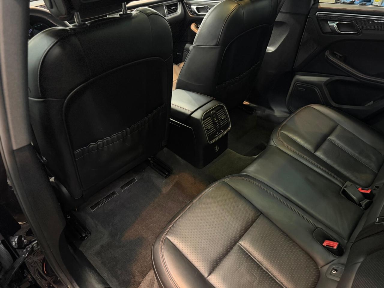 2018 Porsche Macan PTS/PDLS+/GTS/ONE OWNER/CLEAN TITLE/LOADED Photo