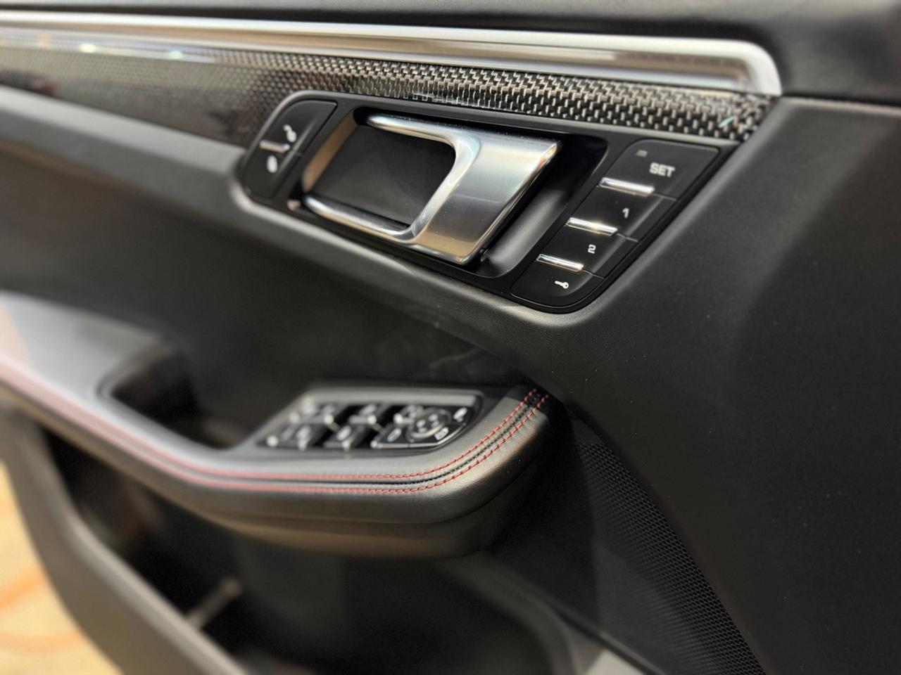 2018 Porsche Macan PTS/PDLS+/GTS/ONE OWNER/CLEAN TITLE/LOADED Photo