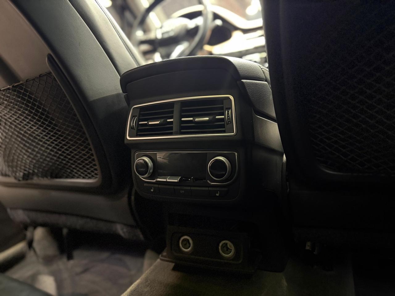 2017 Audi Q7 TECHNIK/MASSAGE SEATS/CLEAN TITLE/LOADED Photo