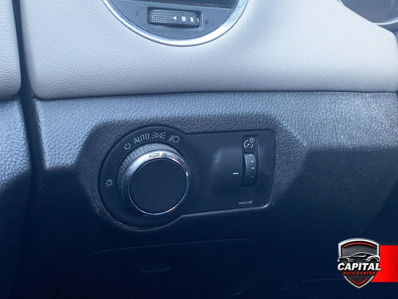 2015 Chevrolet Cruze LS Photo