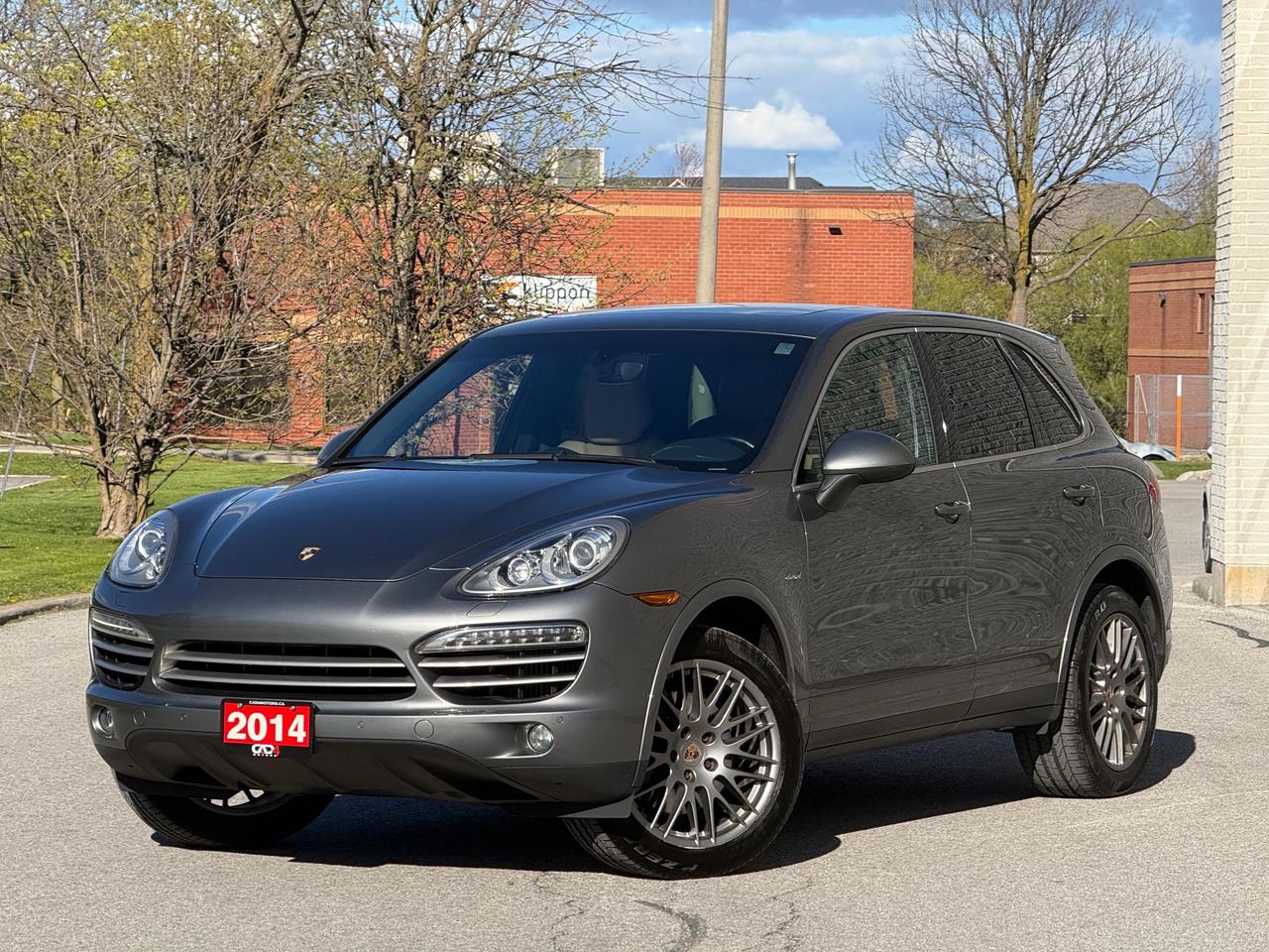 2014 Porsche Cayenne Platinum Edition Photo