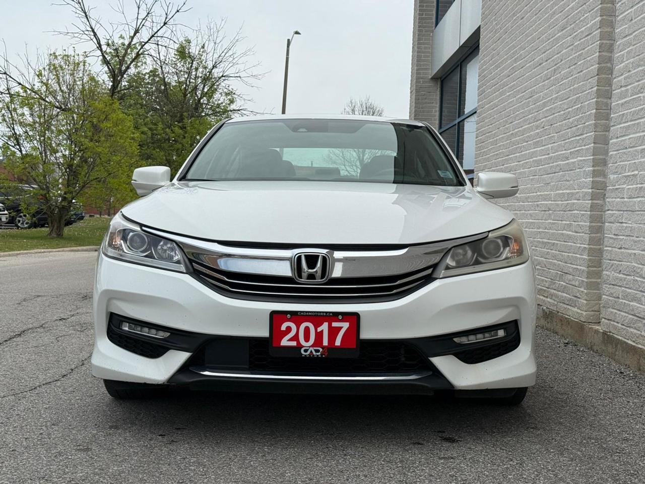 2017 Honda Accord EX-L Photo