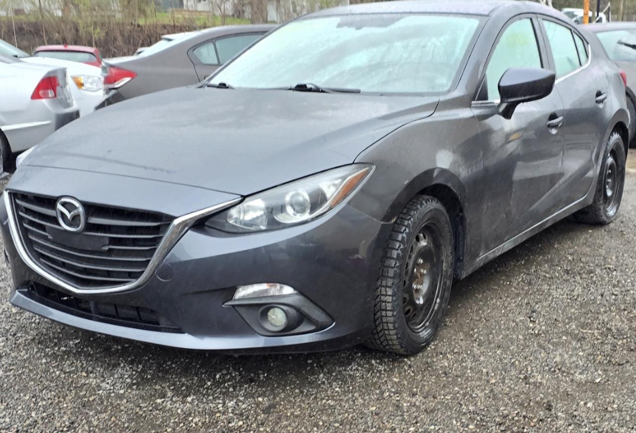 2015 Mazda MAZDA3 i Touring Photo