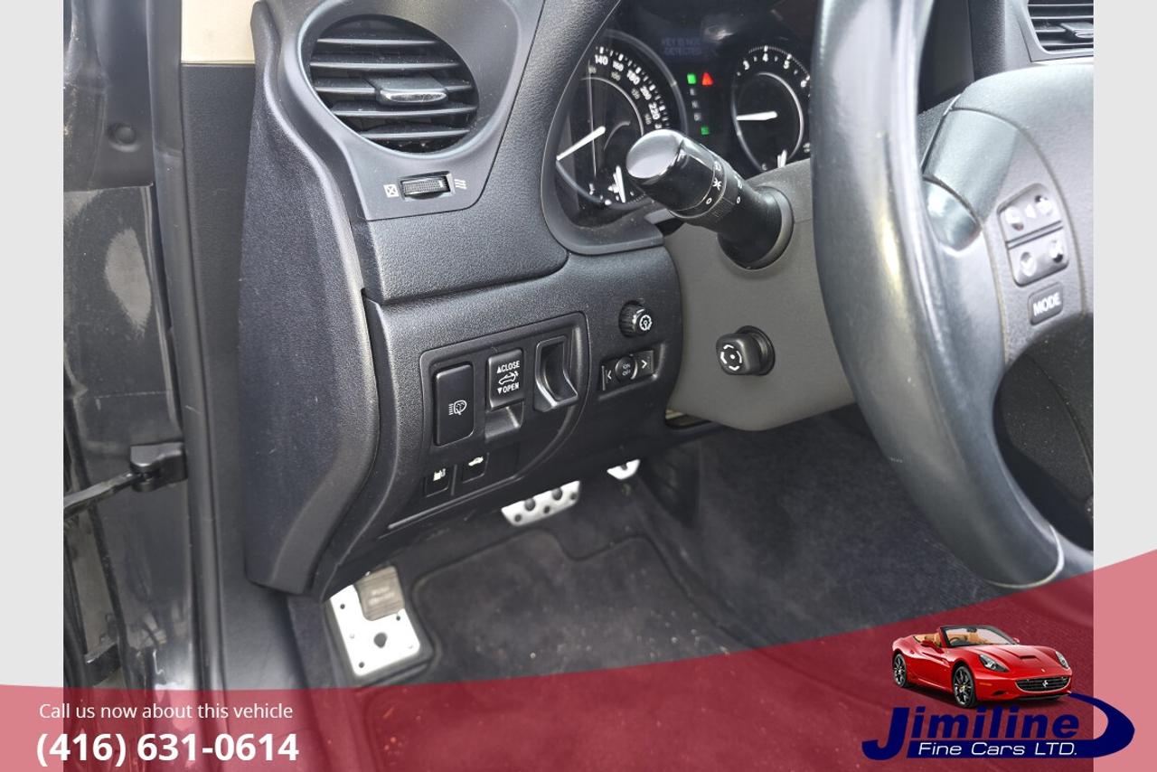 2010 Lexus IS 350C Photo