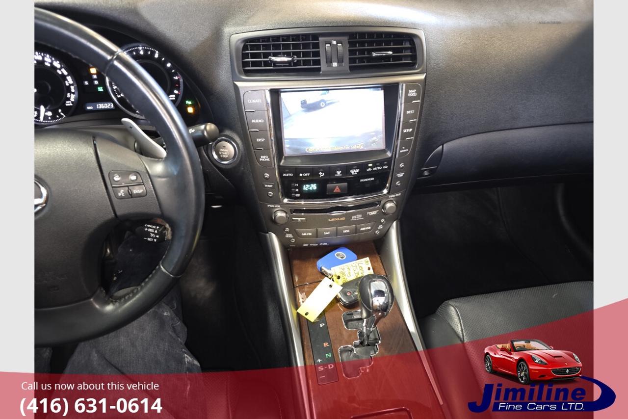 2010 Lexus IS 350C Photo