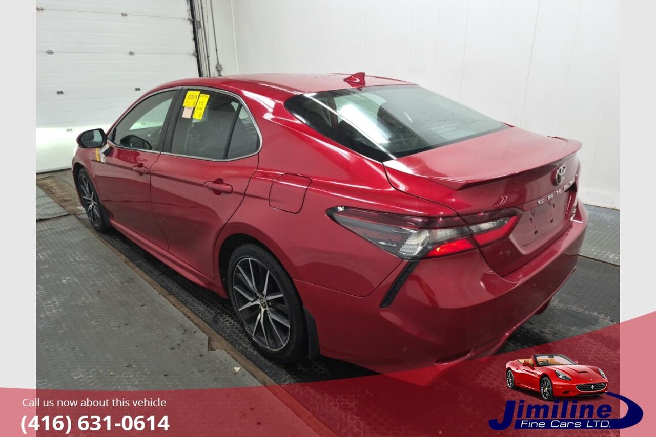 2021 Toyota Camry SE PACKAGE Photo