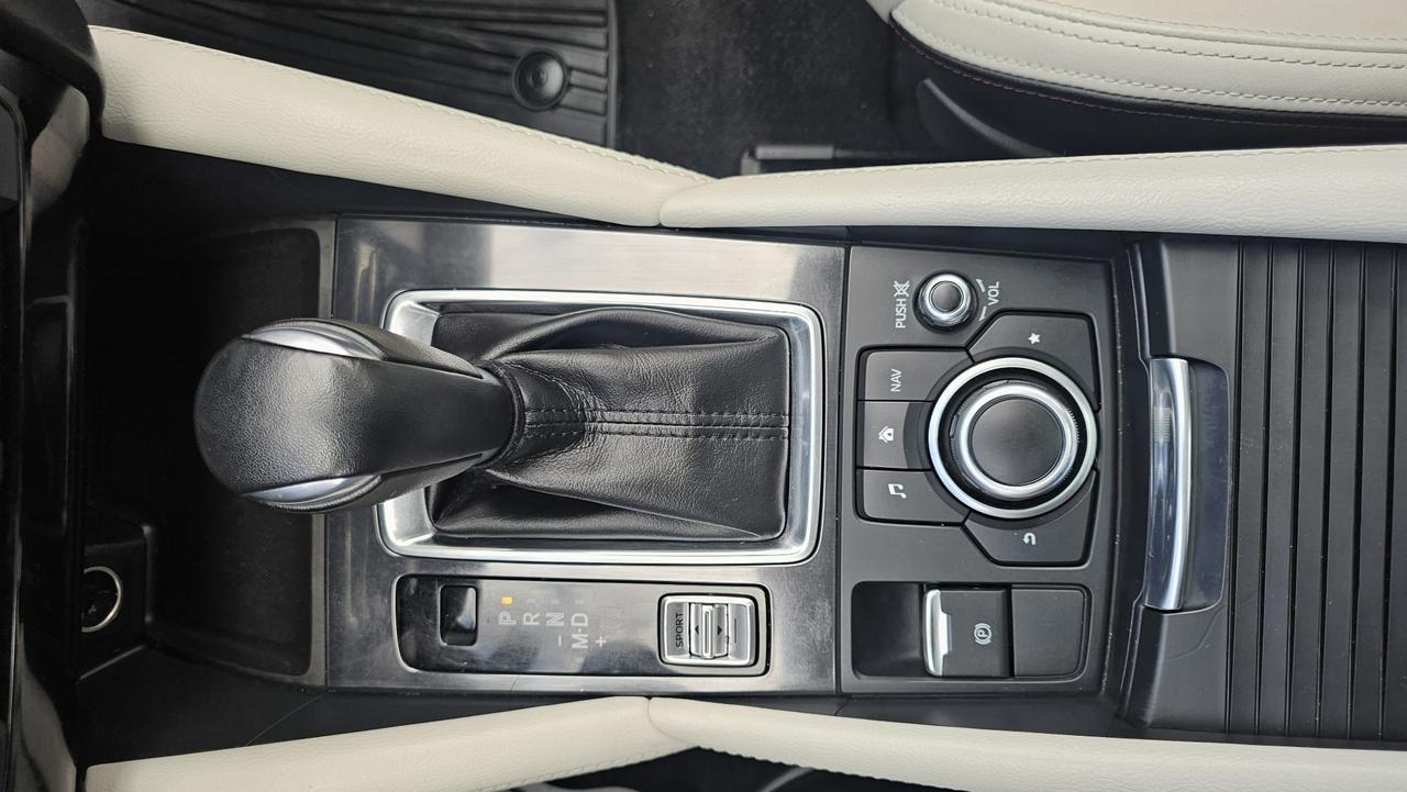 2017 Mazda MAZDA6 GT Photo