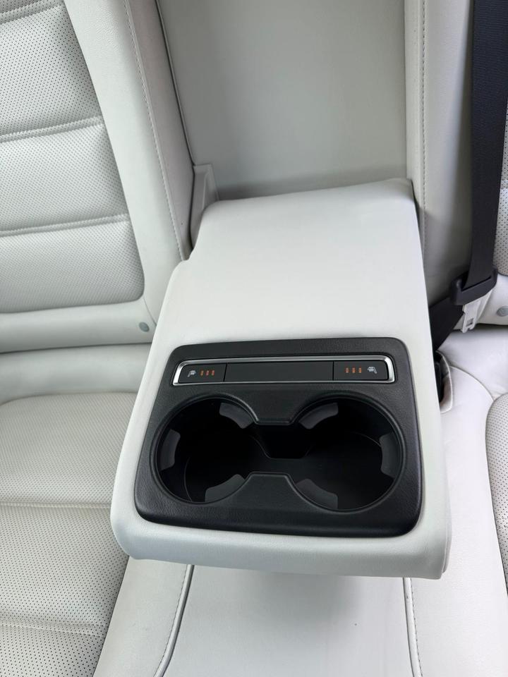 2017 Mazda MAZDA6 GT Photo