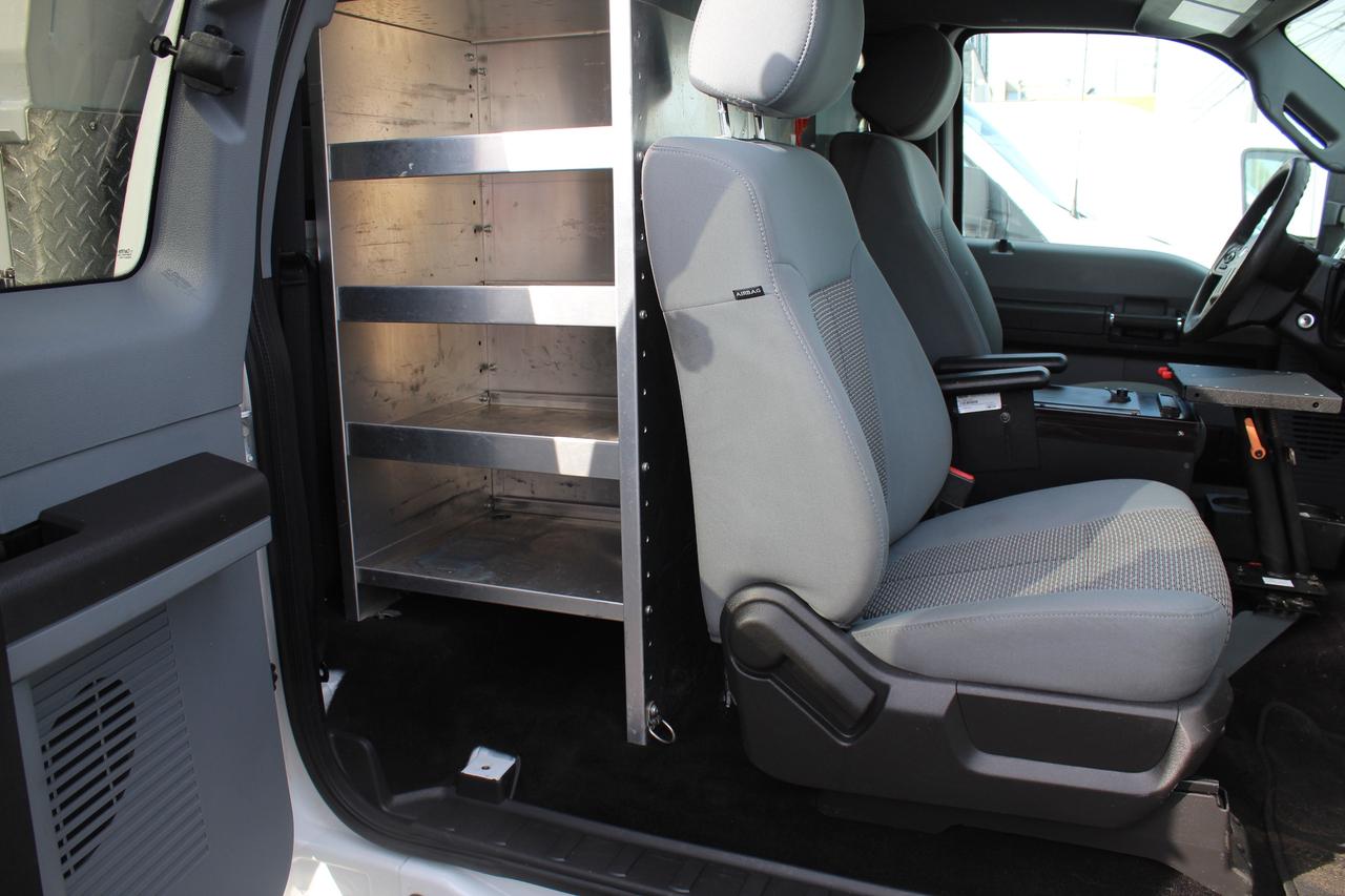 2016 Ford F-350 Super Duty XLT SuperCab SRW Service Body Photo