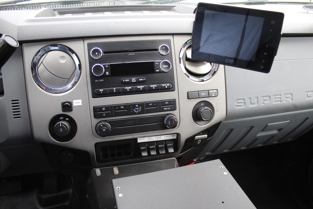 2016 Ford F-350 Super Duty XLT SuperCab SRW Service Body Photo
