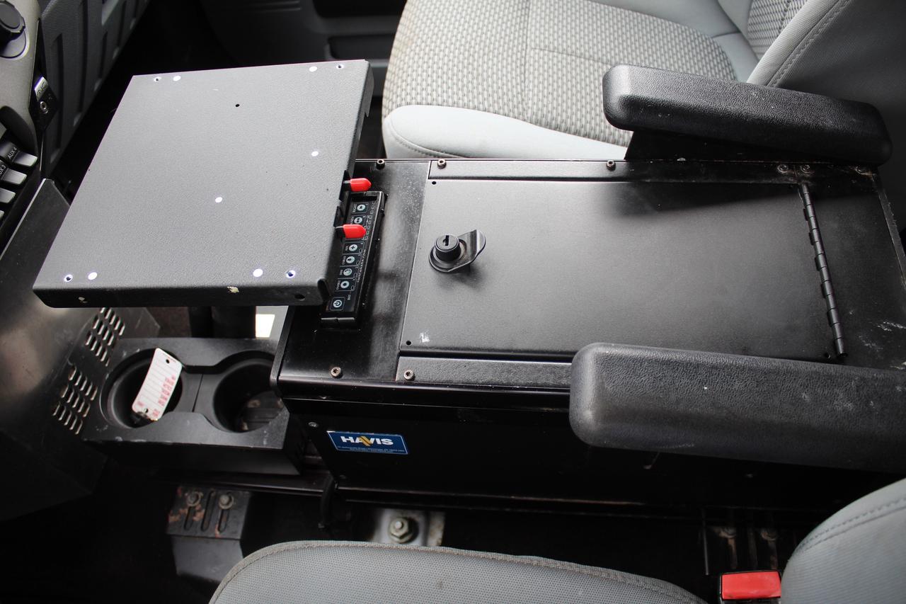2016 Ford F-350 Super Duty XLT SuperCab SRW Service Body Photo