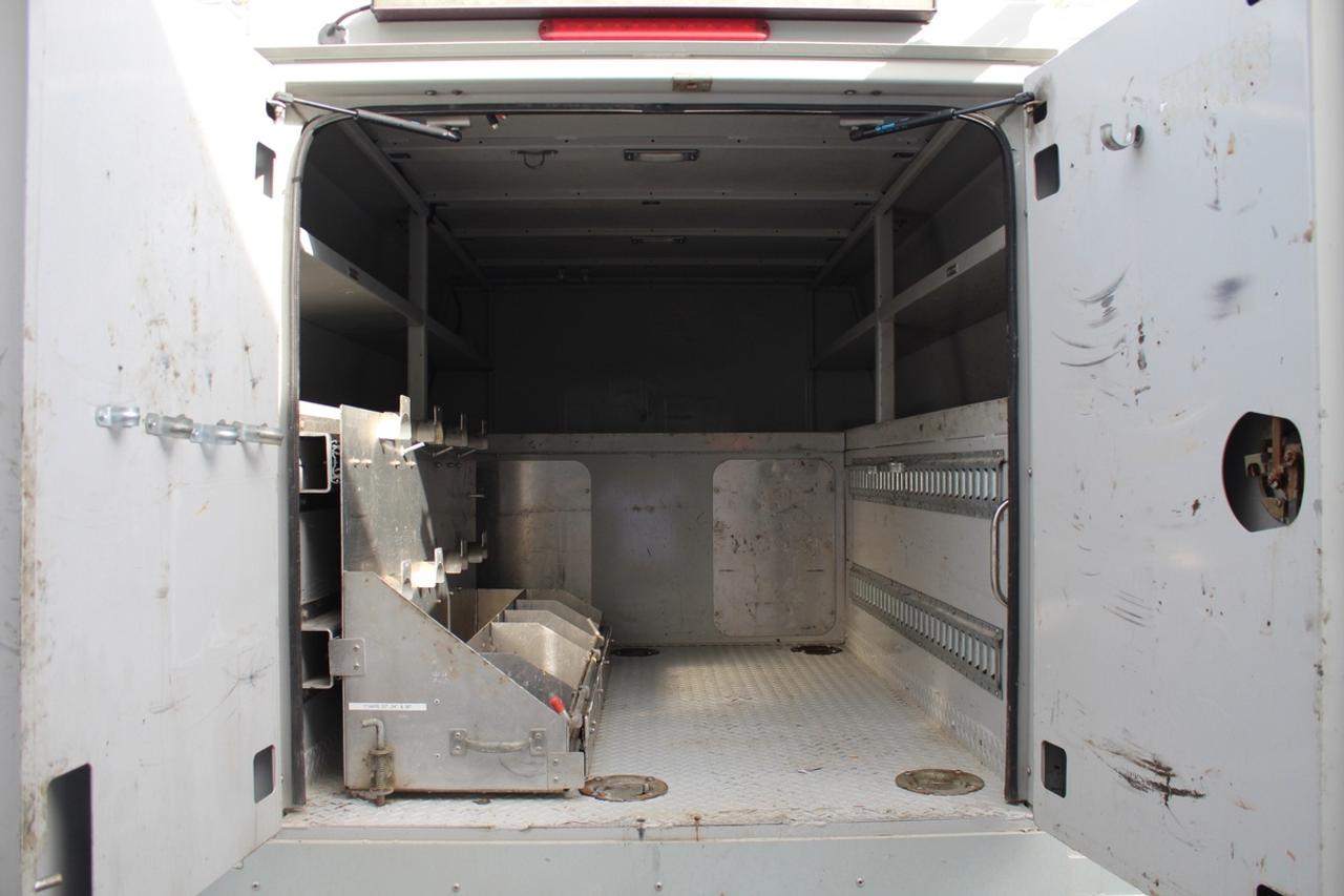 2016 Ford F-350 Super Duty XLT SuperCab SRW Service Body Photo