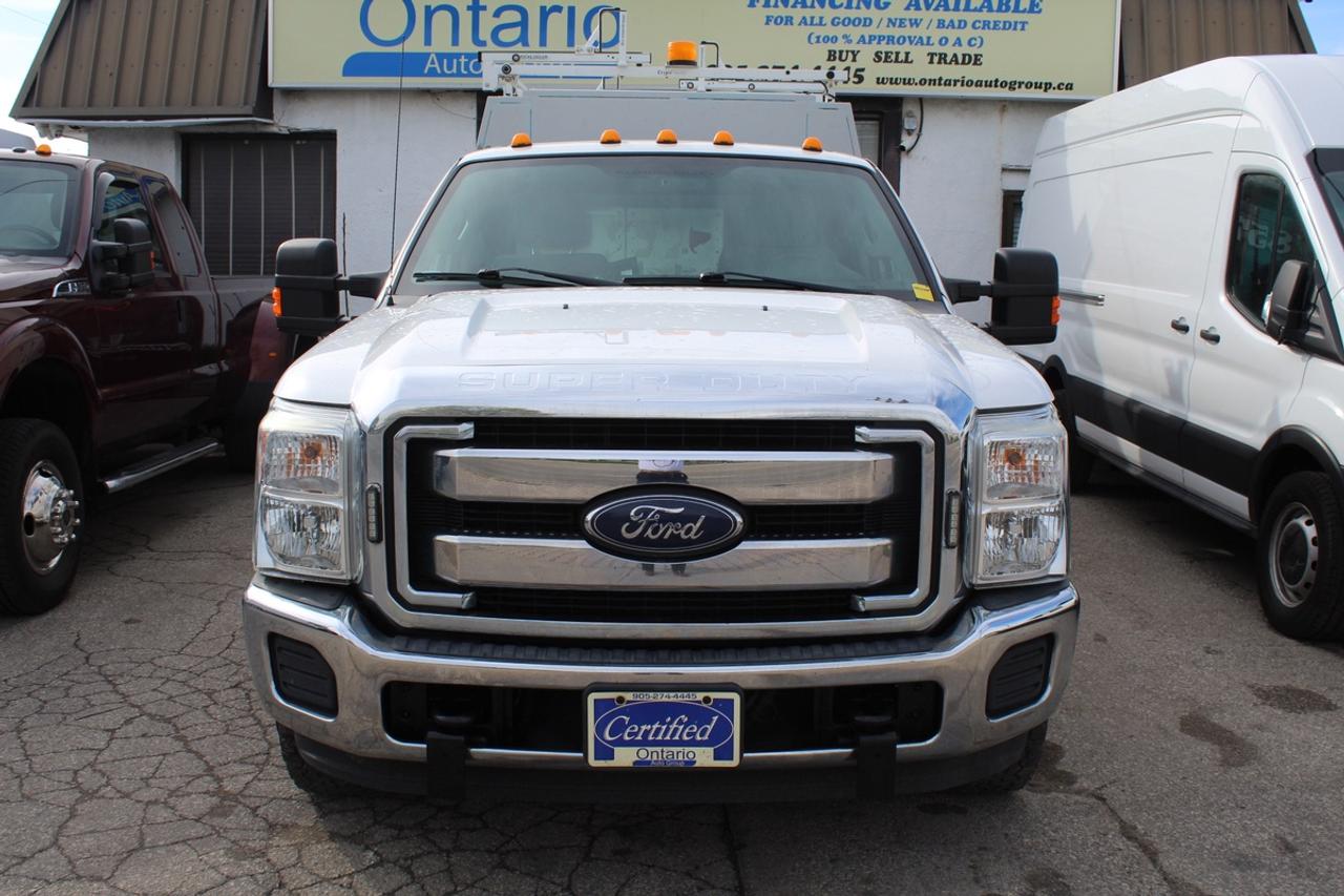 2016 Ford F-350 Super Duty XLT SuperCab SRW Service Body Photo