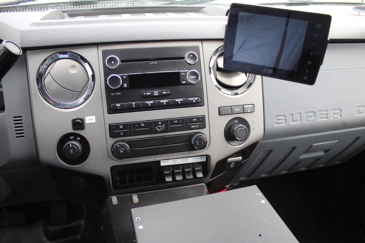 2016 Ford F-350 Super Duty XLT SuperCab SRW Service Body Photo