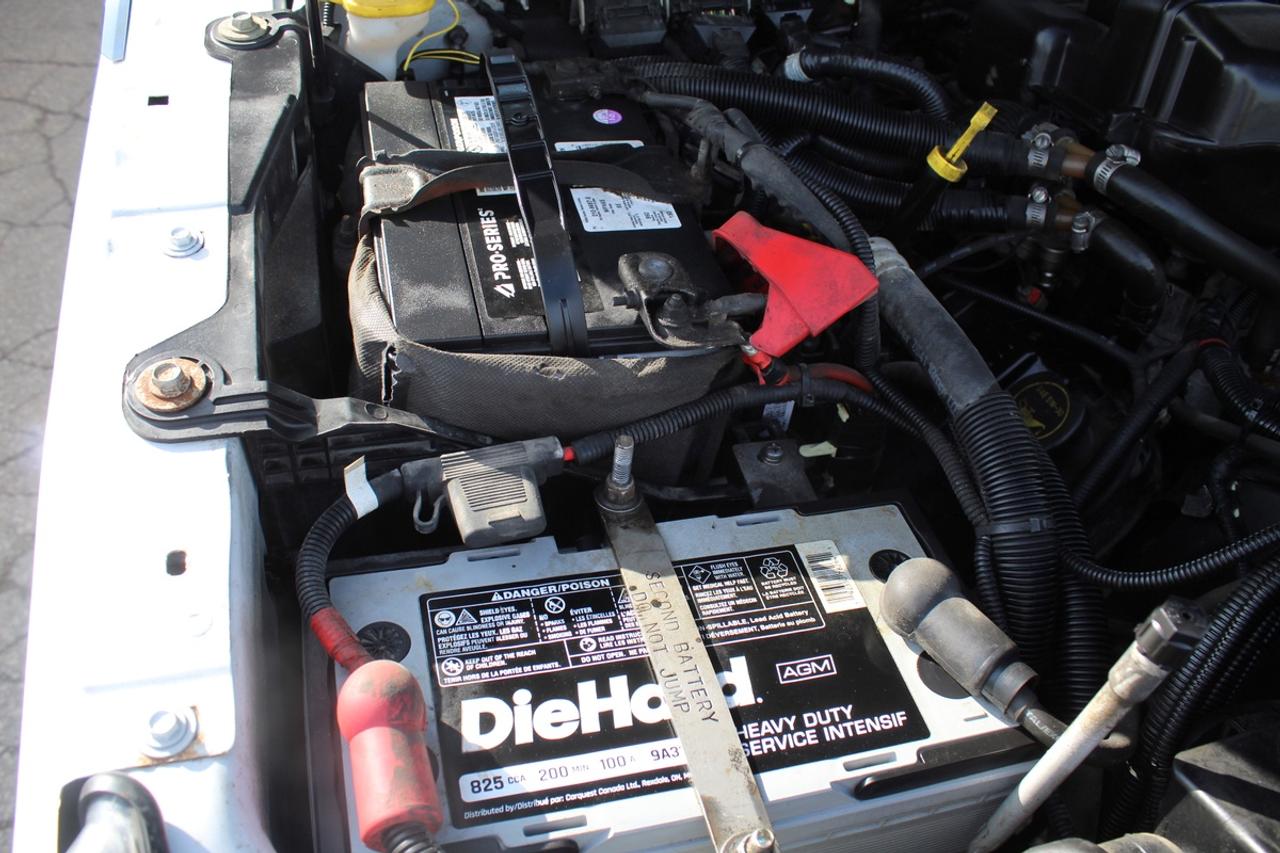 2016 Ford F-350 Super Duty XLT SuperCab SRW Service Body Photo