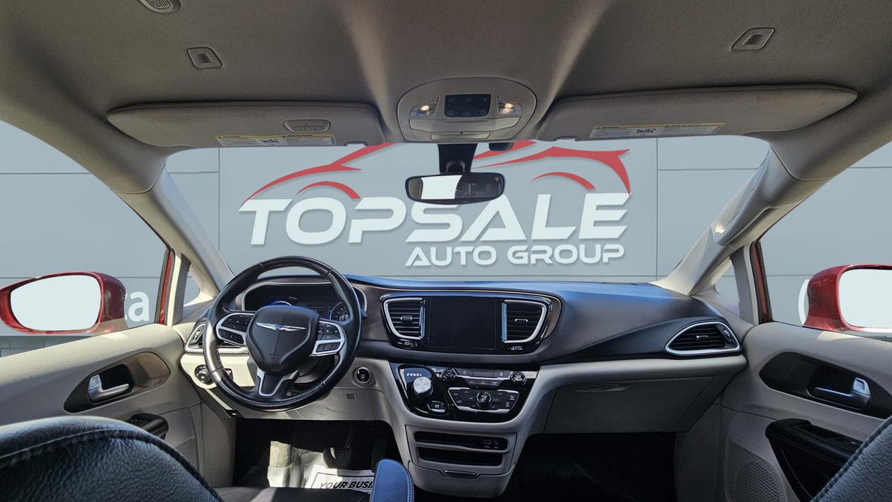 2018 Chrysler Pacifica Touring L Photo