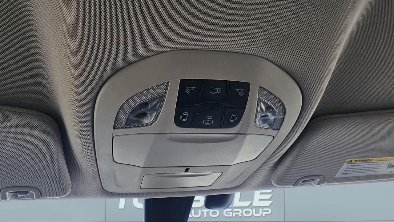 2018 Chrysler Pacifica Touring L Photo