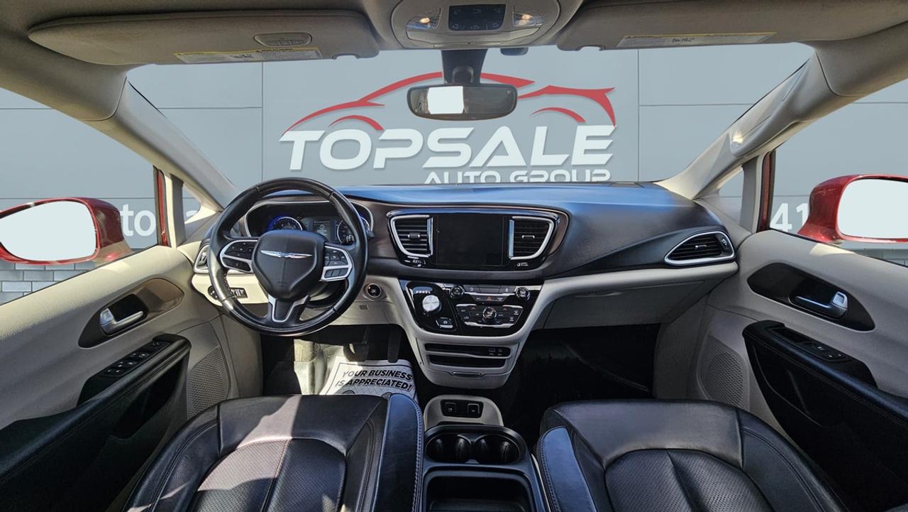 2018 Chrysler Pacifica Touring L Photo