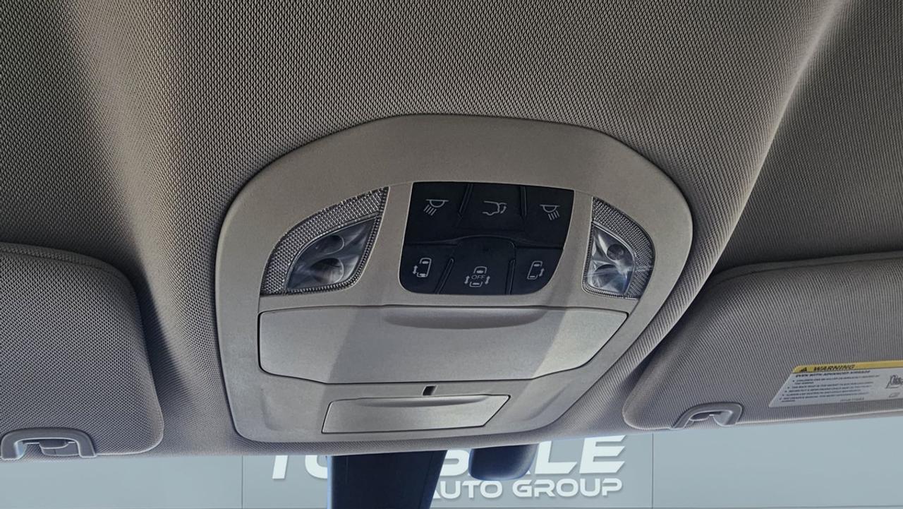 2018 Chrysler Pacifica Touring L Photo