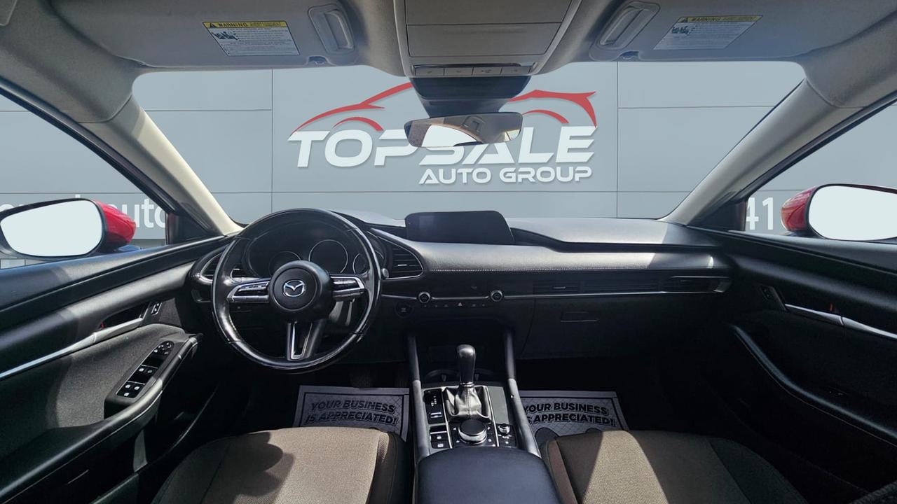 2022 Mazda MAZDA3 GS Photo