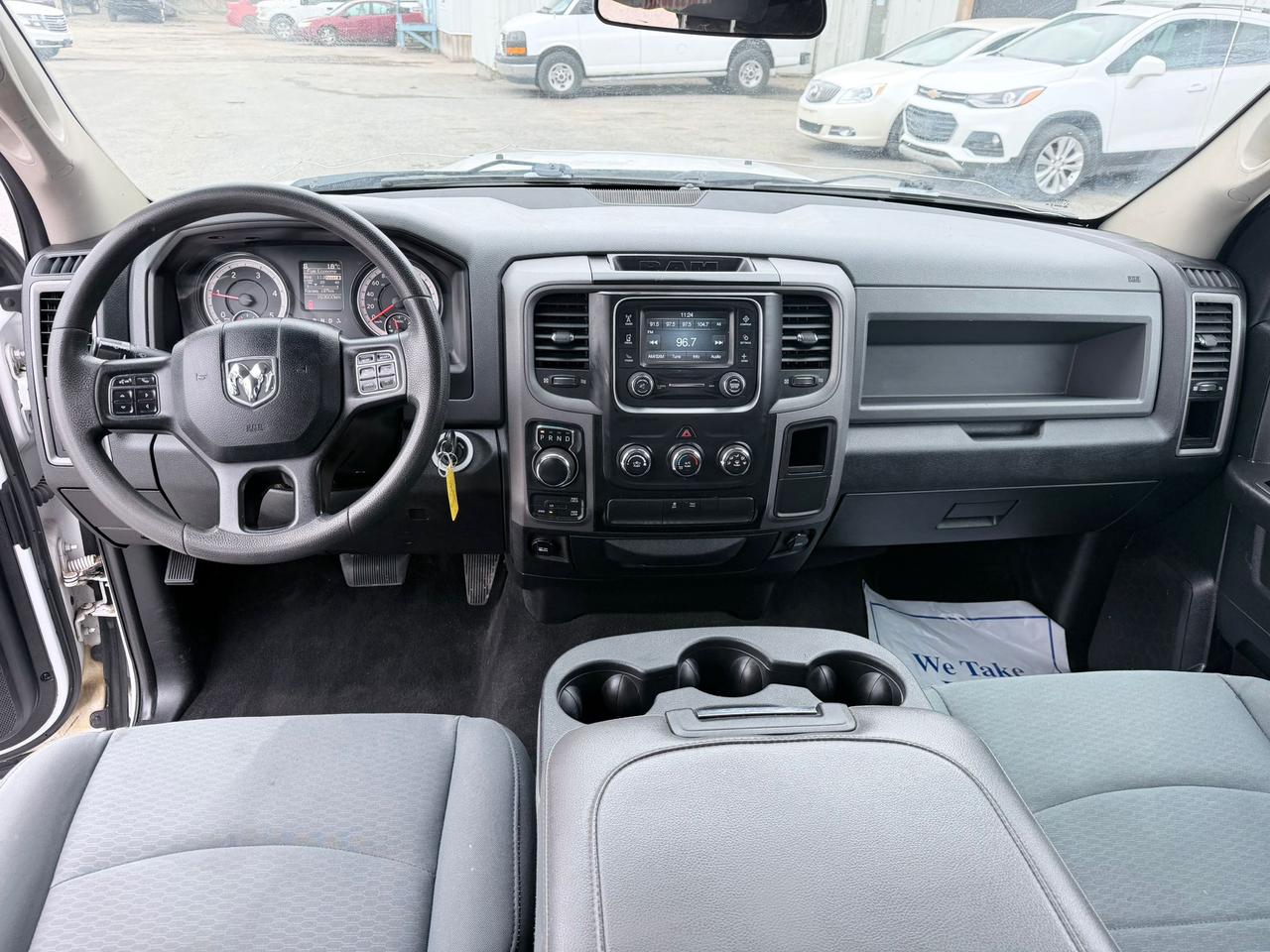 2018 RAM 1500 TRADESMAN CREW CAB SHORT BED Photo