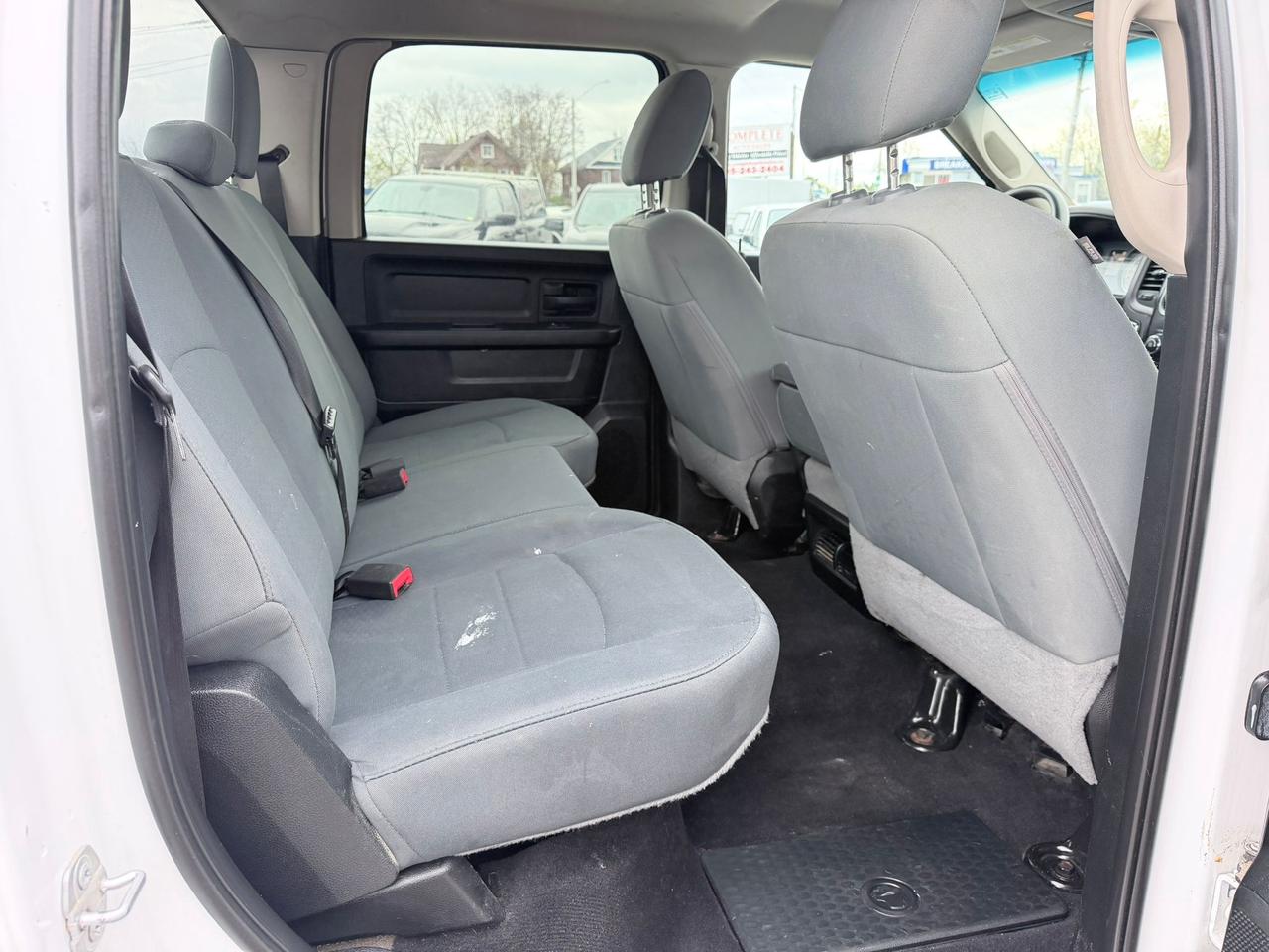 2018 RAM 1500 TRADESMAN CREW CAB SHORT BED Photo