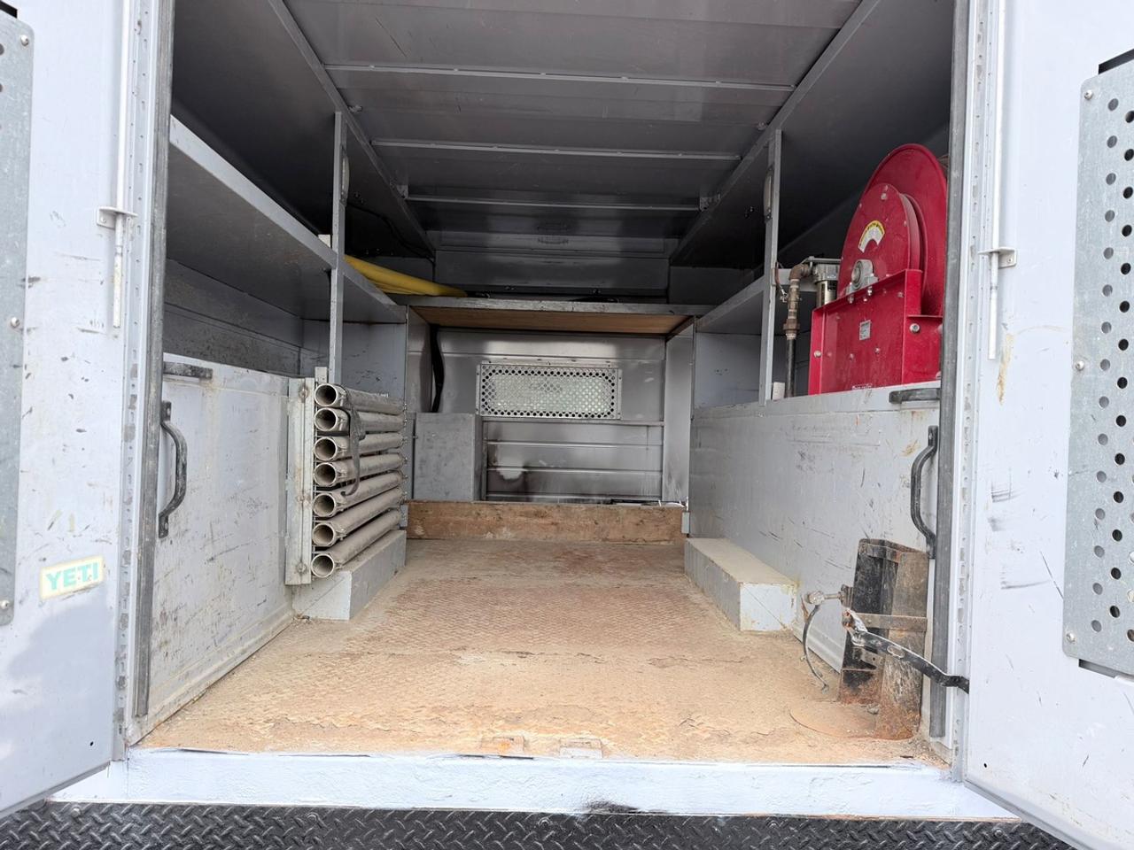 2015 Ford F-550 XLT REGULAR CAB - CHASSIS BED Photo