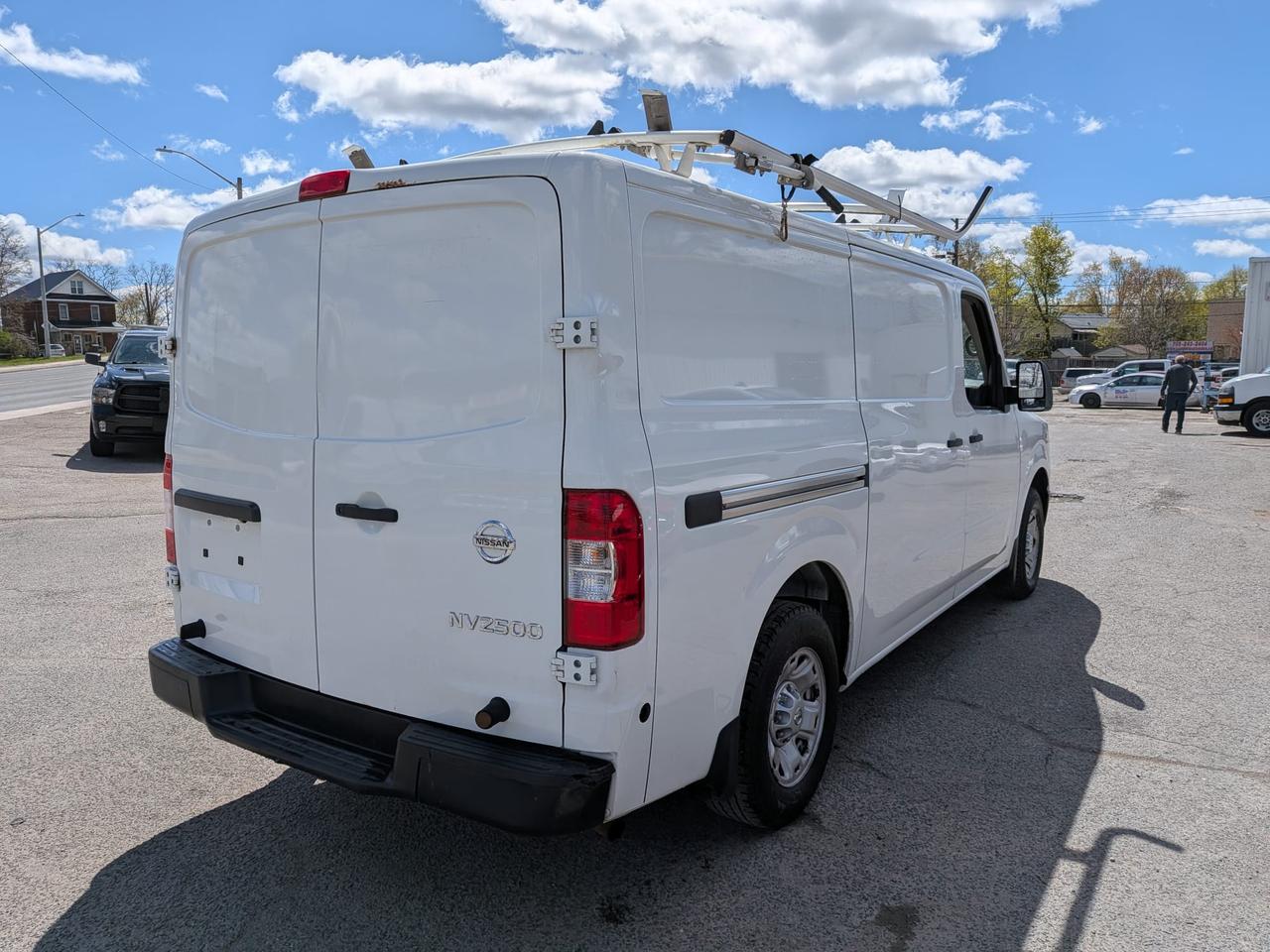 2018 Nissan NV Cargo 2500 Photo