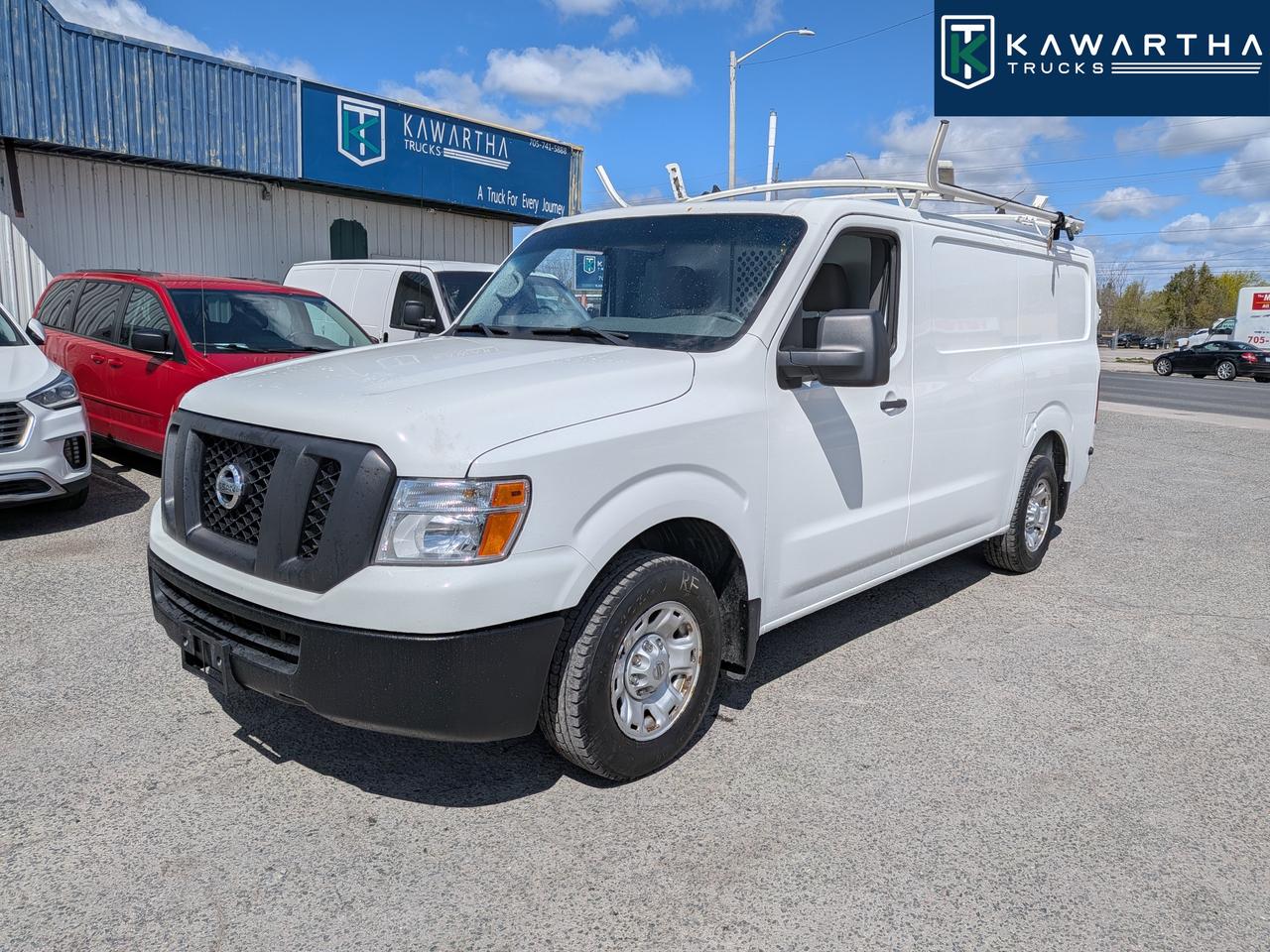 2018 Nissan NV Cargo 2500 Photo0