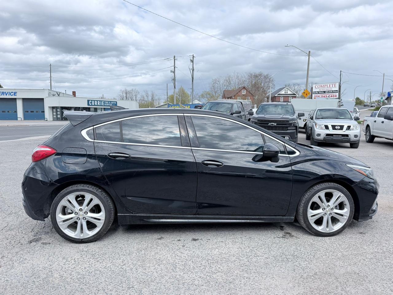 2018 Chevrolet Cruze Premier Photo