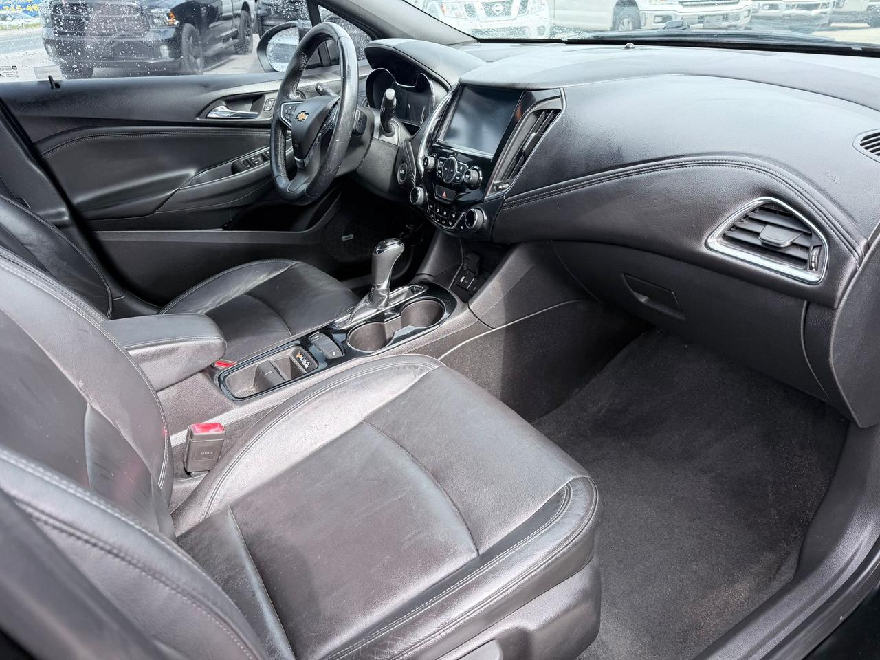 2018 Chevrolet Cruze Premier Photo