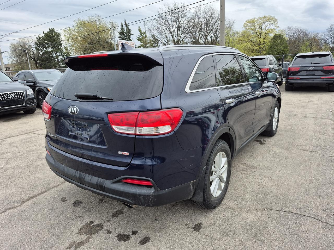 2017 Kia Sorento LX Photo