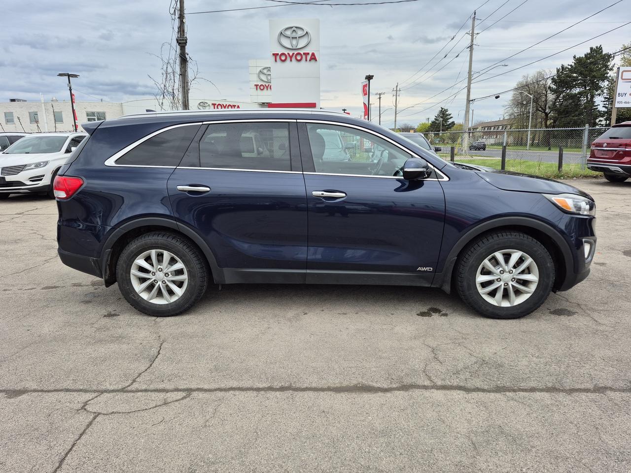 2017 Kia Sorento LX Photo