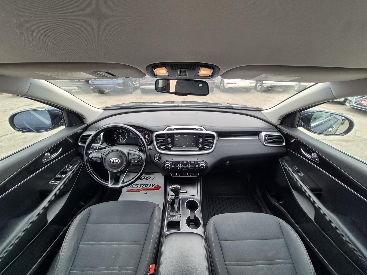 2017 Kia Sorento LX Photo