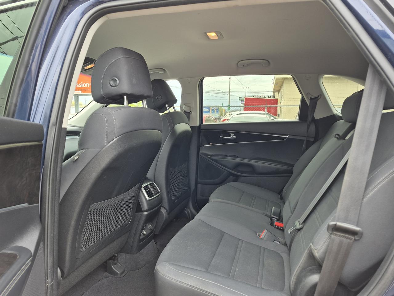 2017 Kia Sorento LX Photo