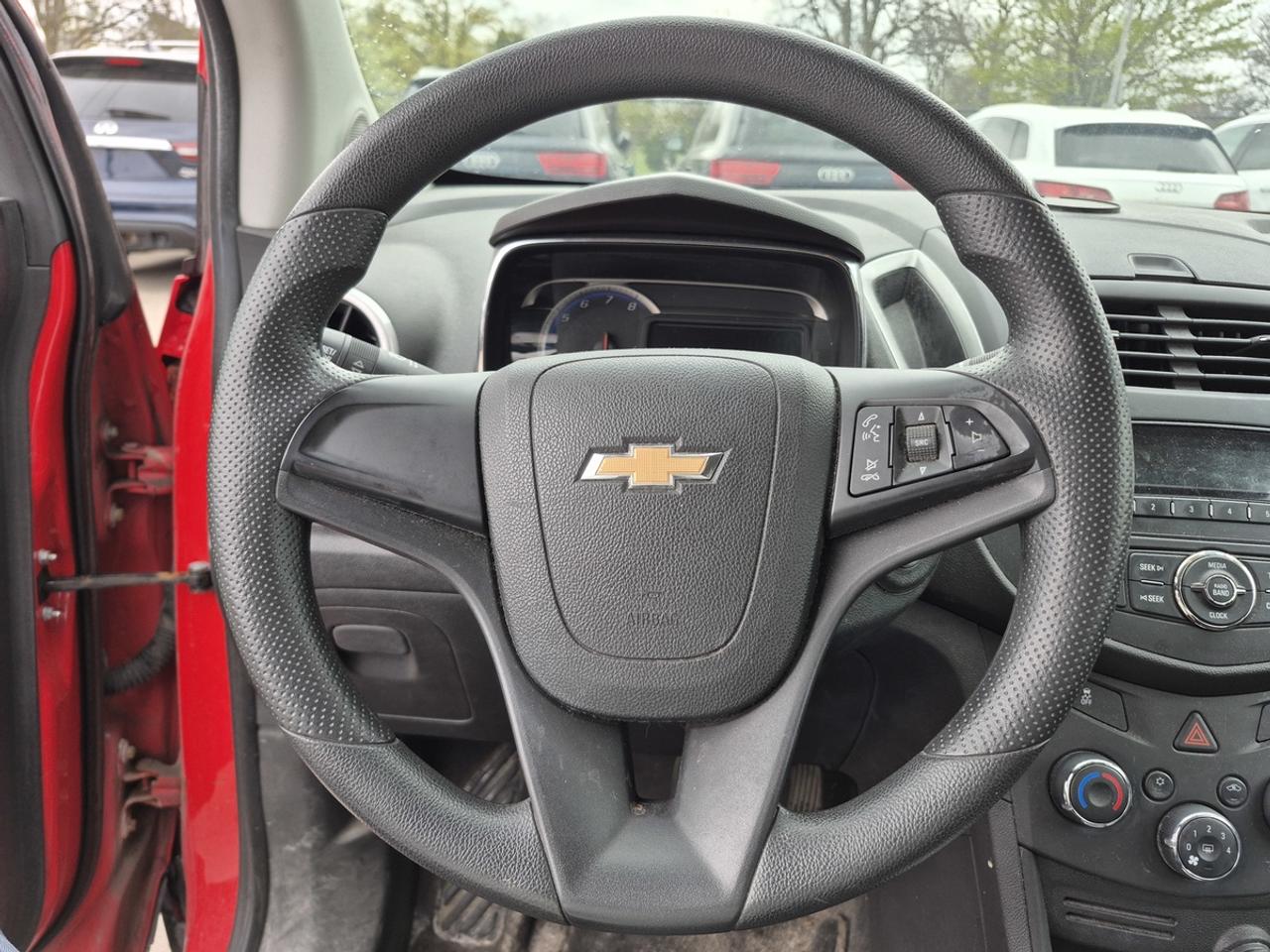 2016 Chevrolet Trax LS Photo