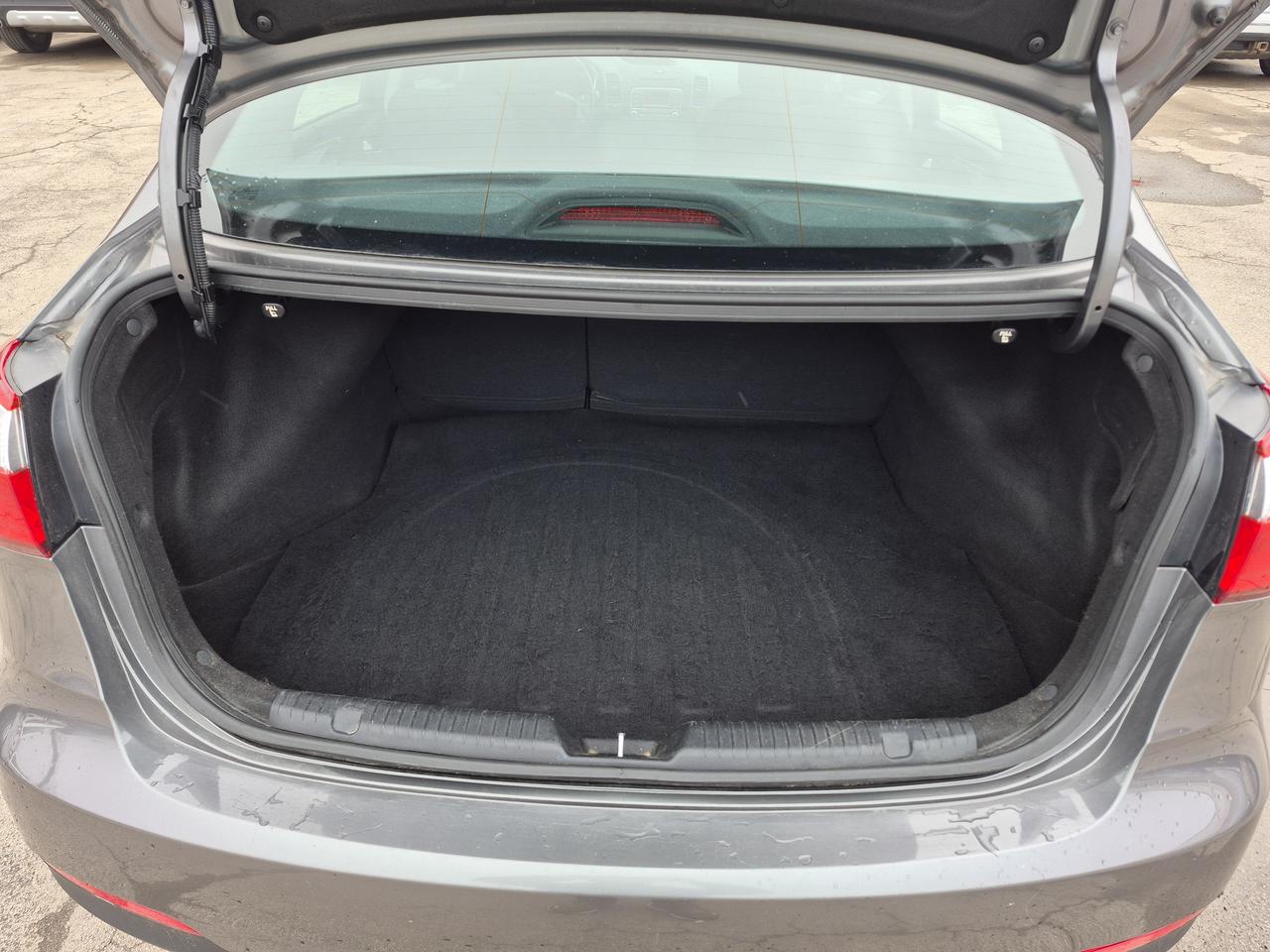 2015 Kia Forte LX Photo