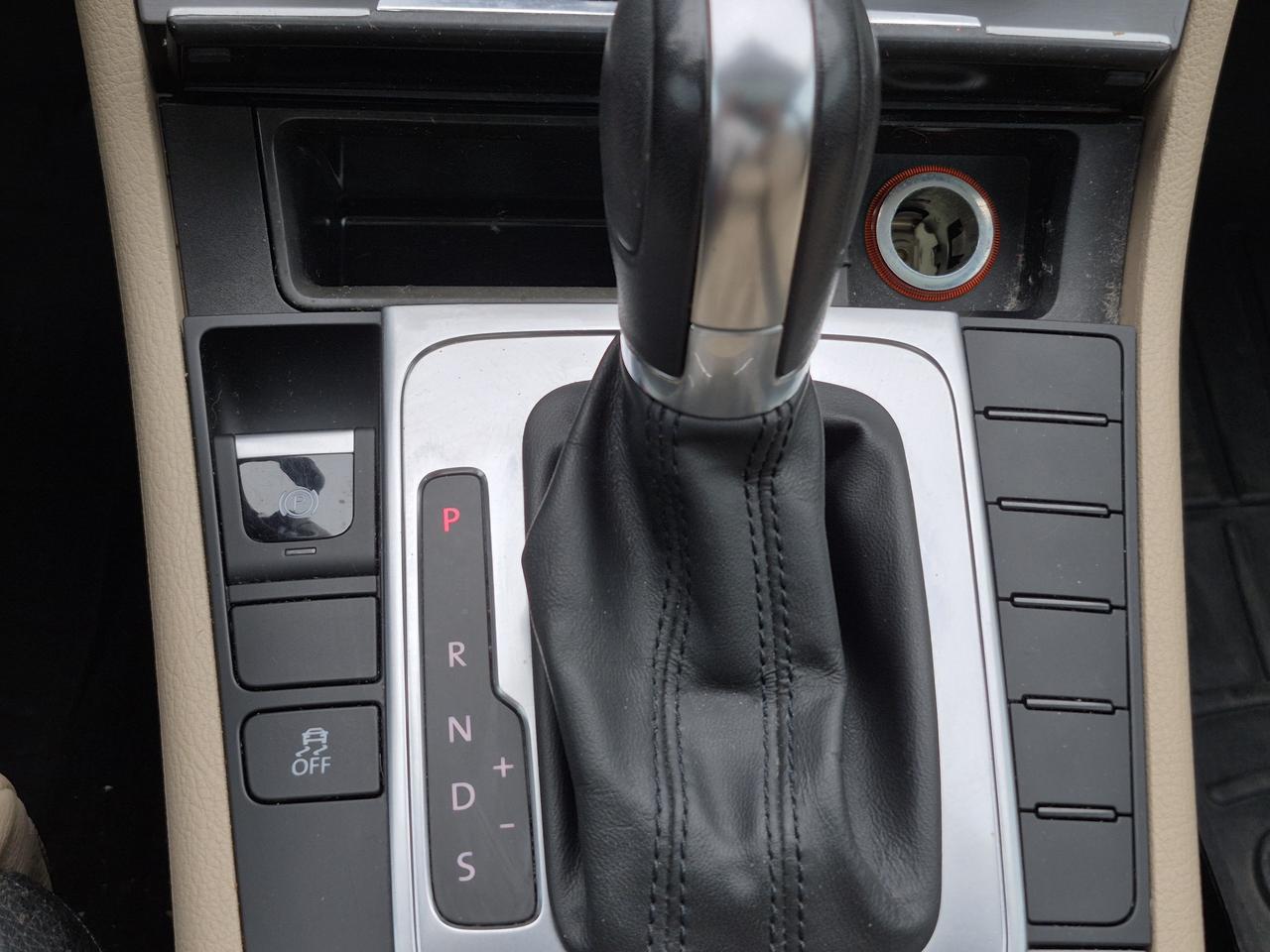 2013 Volkswagen CC Highline Photo