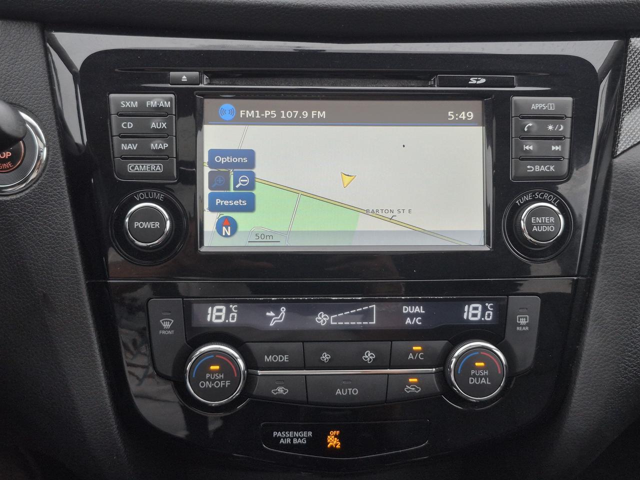 2015 Nissan Rogue SL Photo
