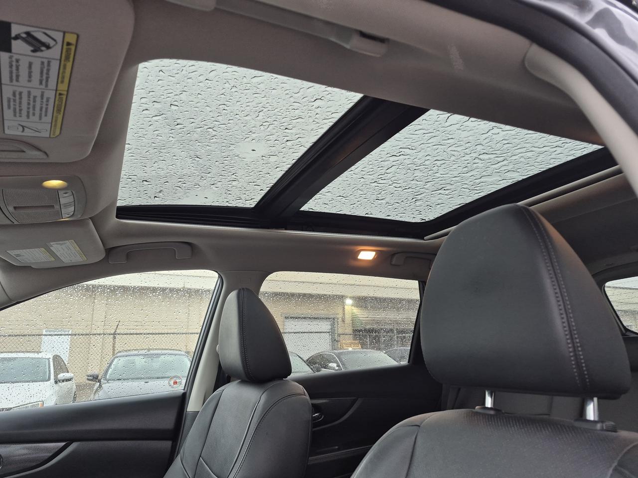 2015 Nissan Rogue SL Photo